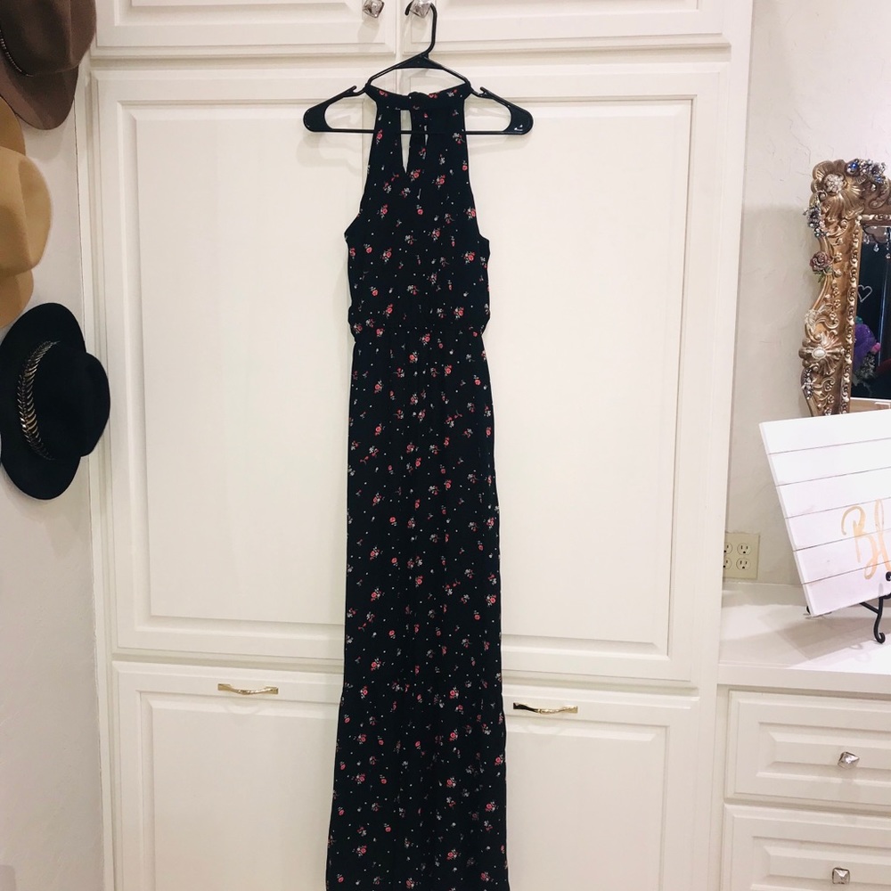 Wide legged jumpsuit